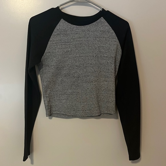 Long sleeve raglan - Picture 1 of 2